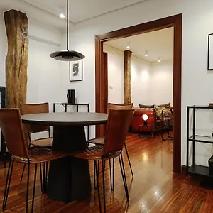 https://cornerstone-apartamento-en-casco-viejo.basquecountryhotels.org
